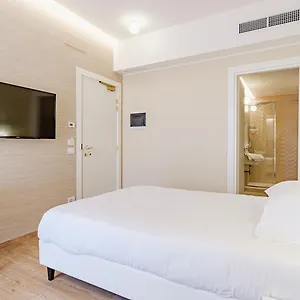 **** Hotel Boston Italia